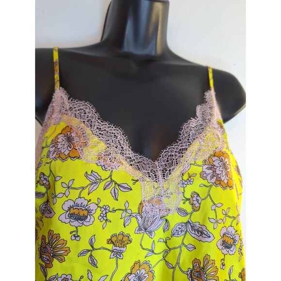 VICTORIA'S SECRET Yellow Floral Lace Trim Camisole Tank Sz L Romantic Fairy Y2K - Picture 7 of 9